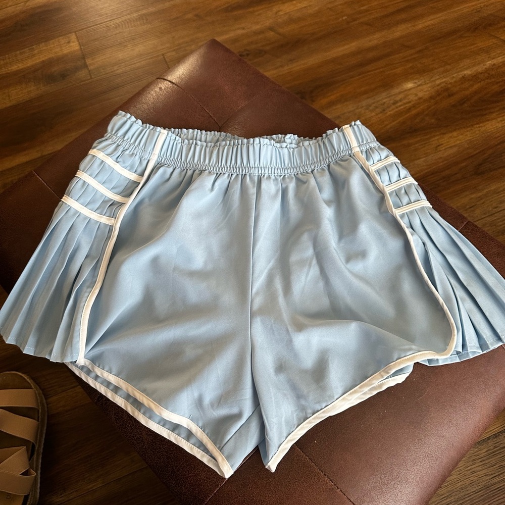 Light Blue Women's Pleated Shorts